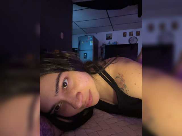 coralwells cam belle