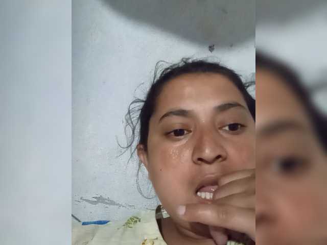 Sawera1 live cam on BongaCams