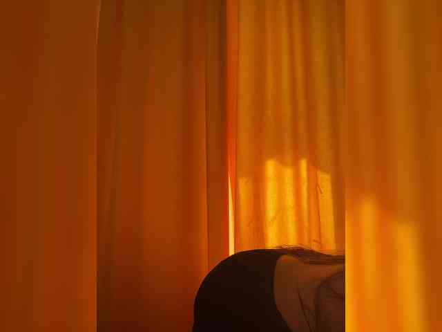 MissSweetie webcam
