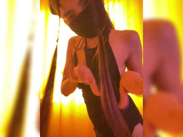 MissSweetie webcam