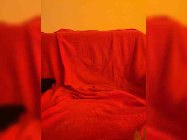 MissSweetie webcam
