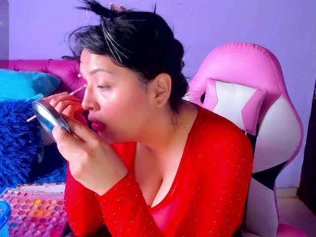 Cristaln07 live cam on BongaCams
