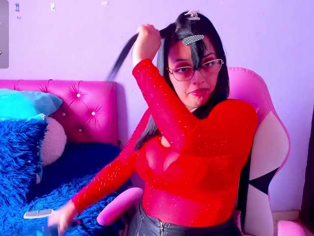Cristaln07 live cam on BongaCams