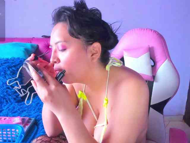 Cristaln07 webcam