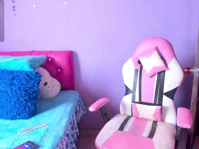 Cristaln07 webcam