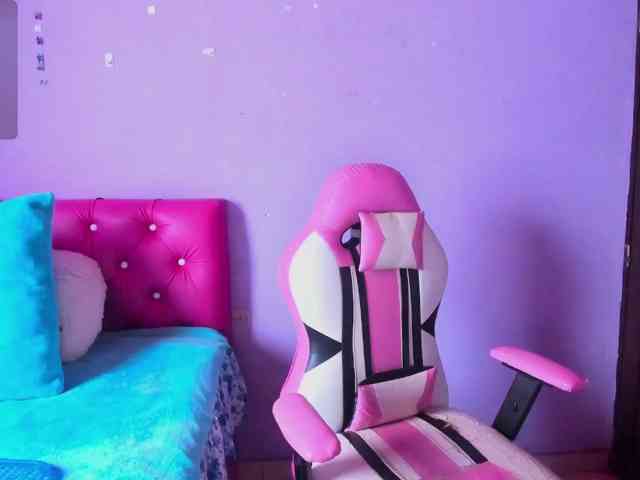 Cristaln07 webcam