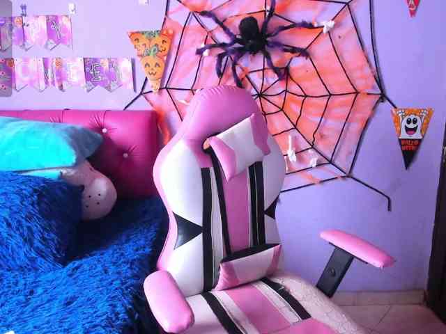 Cristaln07 webcam