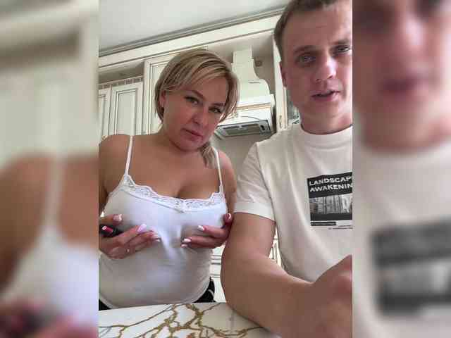 ParaLoveLove Sex Cam Show