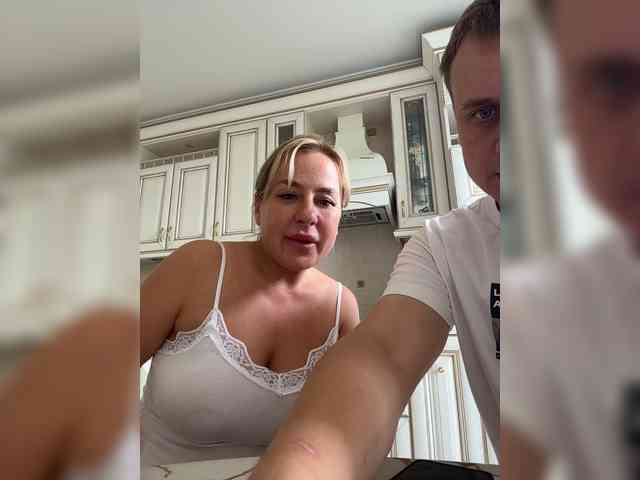 ParaLoveLove Sex Cam Show