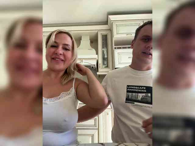 ParaLoveLove Sex Cam Show