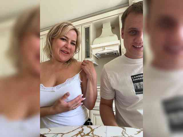 ParaLoveLove Sex Cam Show
