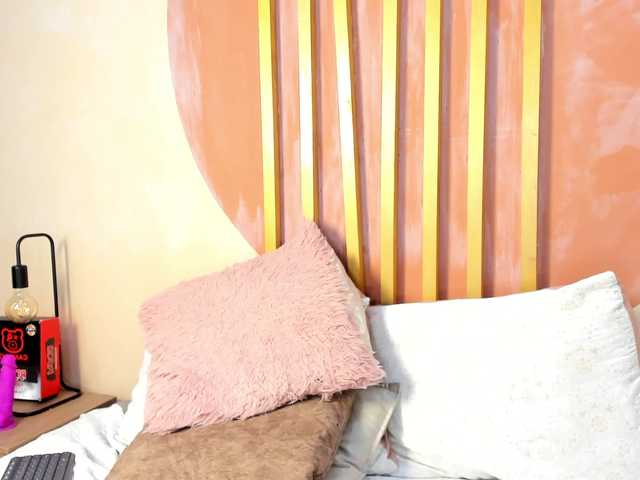 Nicole-Angels live webcam show