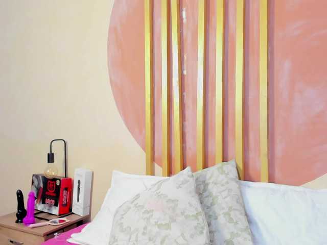 Nicole-Angels live cam on BongaCams