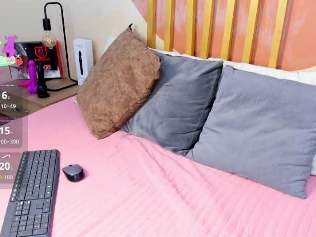 Nicole-Angels live cam on BongaCams