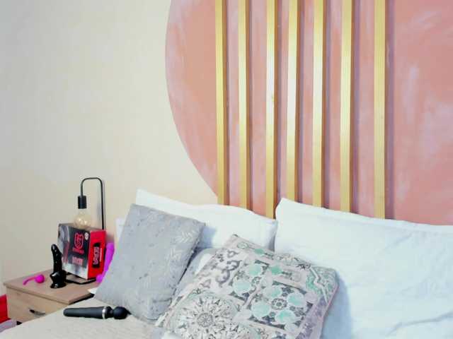 Nicole-Angels live cam on BongaCams