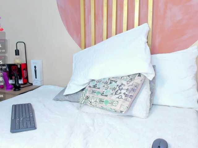Nicole-Angels live cam on BongaCams