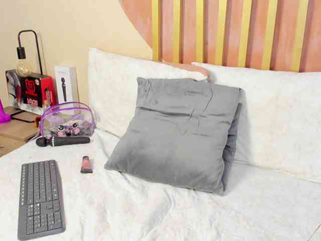 Nicole-Angels webcam