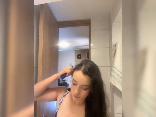 Gabymanson live cam on BongaCams