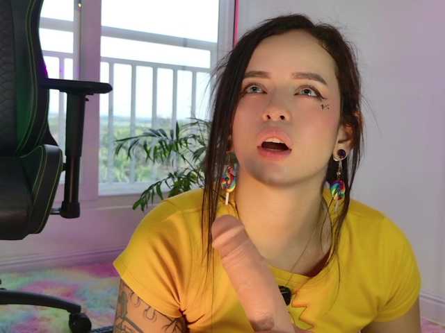 Gabymanson live cam on BongaCams