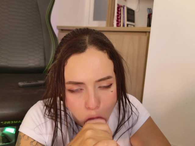 Gabymanson live cam on BongaCams