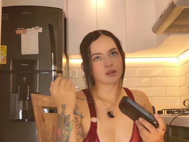 Gabymanson live cam on BongaCams