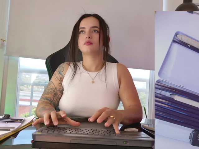 Gabymanson live cam on BongaCams