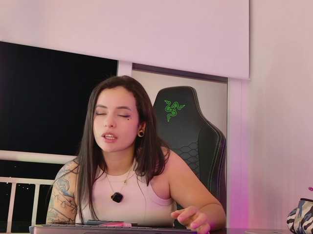 Gabymanson live cam on BongaCams