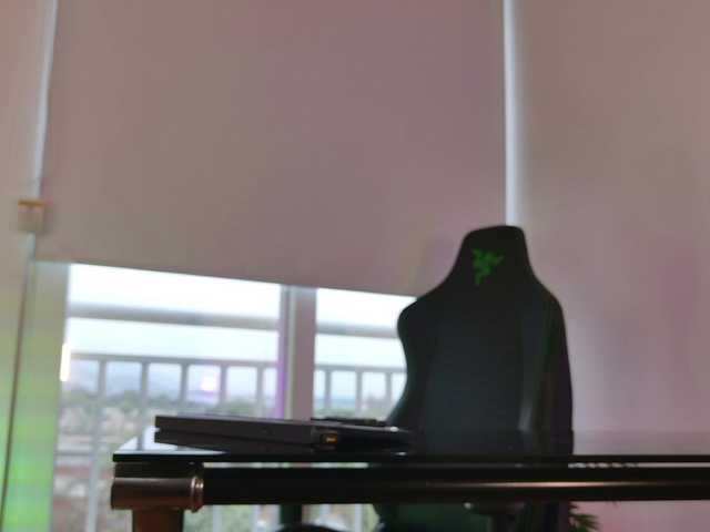 Gabymanson live cam on BongaCams