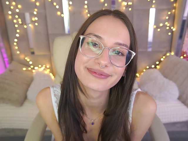 CozyCute live cam