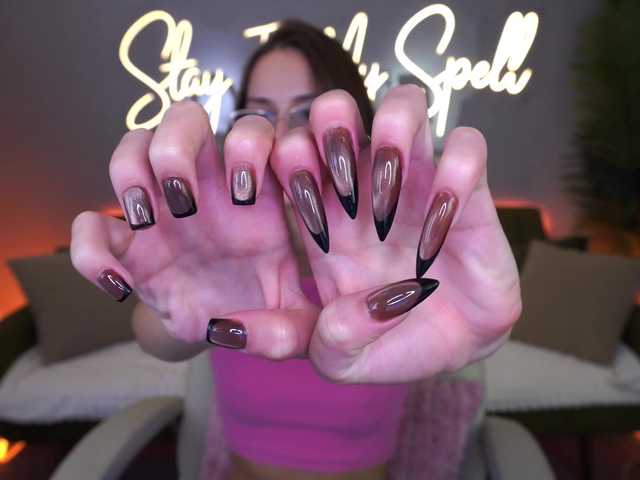 CozyMell — live female cam