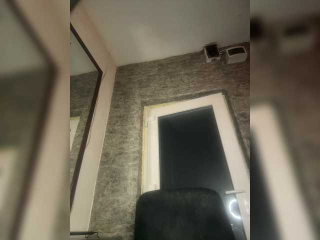 DiamondXx's BongaCams show and profile