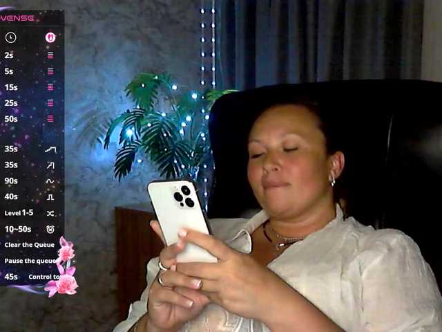 NERVOMOTINA live webcam show