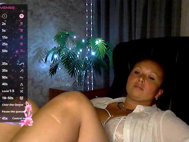 NERVOMOTINA live webcam show