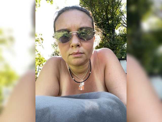 NERVOMOTINA live cam on BongaCams