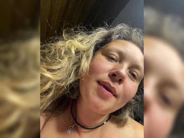 NERVOMOTINA live cam on BongaCams
