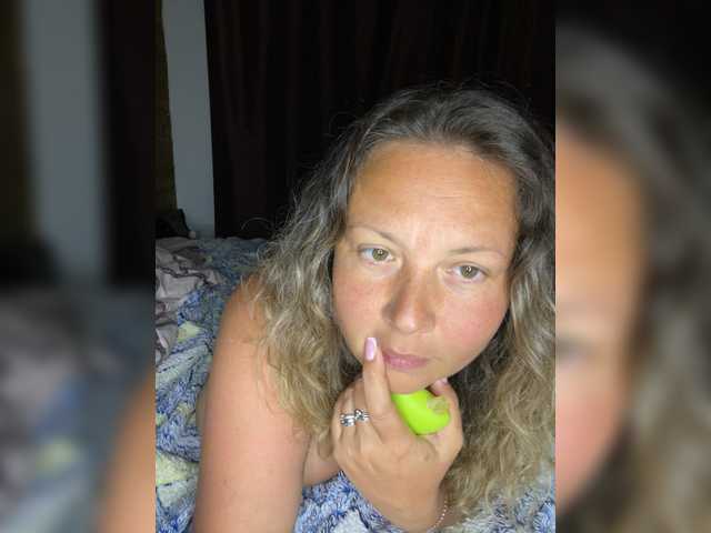 NERVOMOTINA live cam on BongaCams