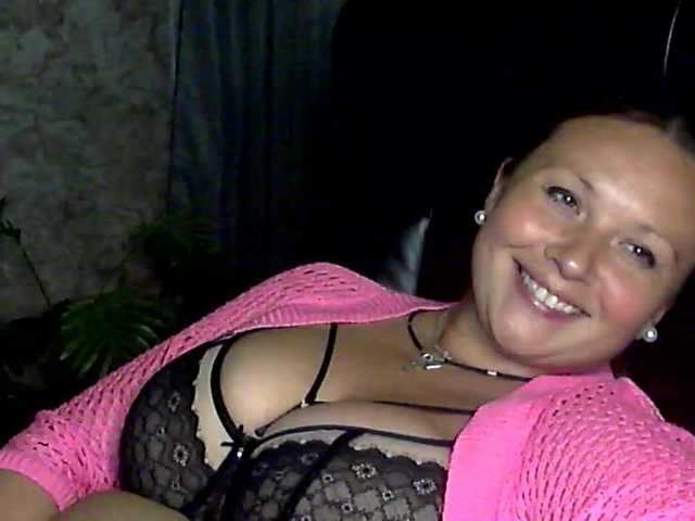 NERVOMOTINA live cam on BongaCams