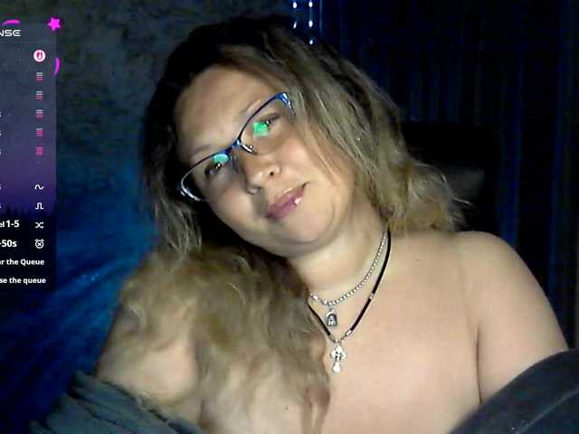 NERVOMOTINA's BongaCams show and profile