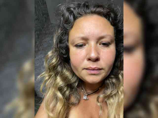 NERVOMOTINA Live Webcam on BongaCams