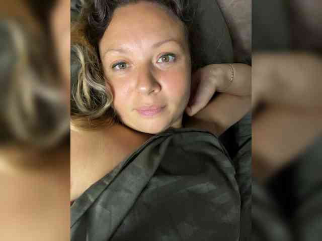 NERVOMOTINA Live Webcam on BongaCams