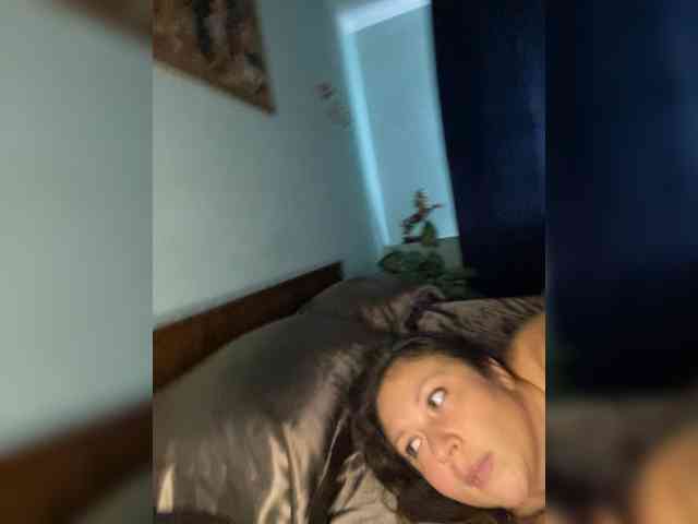 Anna_Kendrick webcam