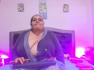 QueenMatturex Porn Show