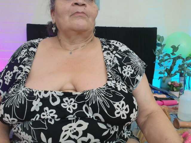 VickyBoobss