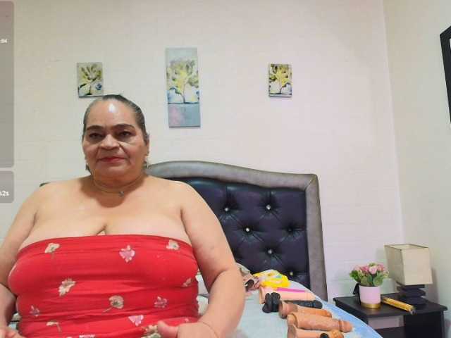 VickyBoobss live cam on BongaCams