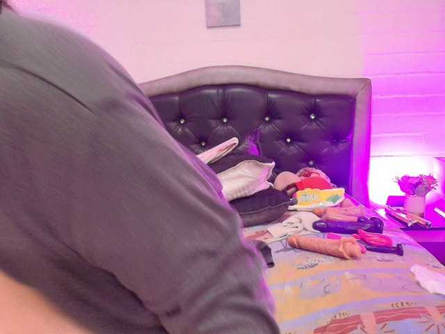 VickyBoobss live cam on BongaCams