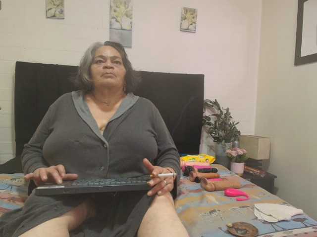 VickyBoobss
