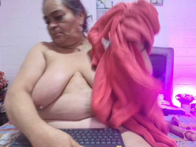 VickyBoobss
