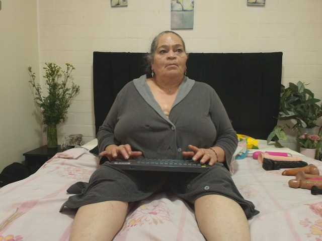 VickyBoobss