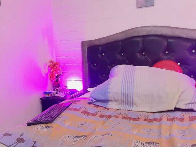 VickyBoobss live cam on BongaCams
