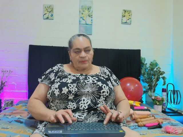 VickyBoobss